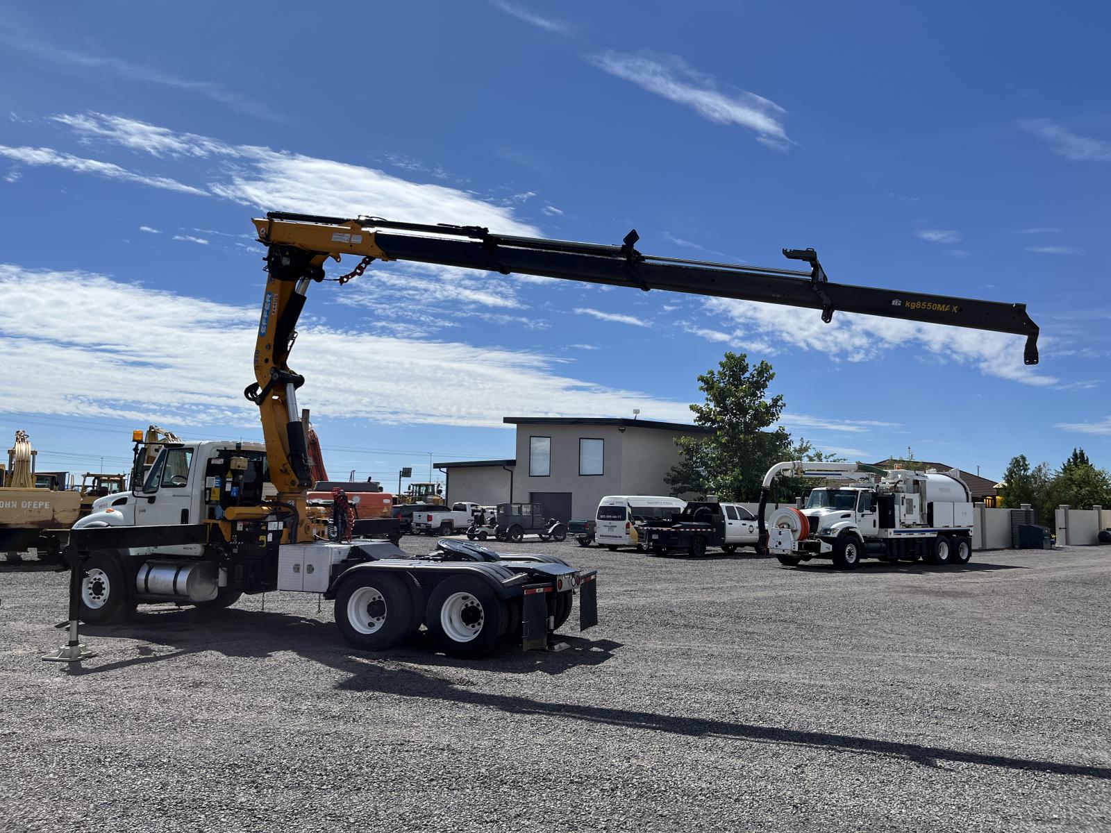 ./imagenes/INVOICE/2019/18168/CAMION CON EFFER 10.113S  (21).JPG